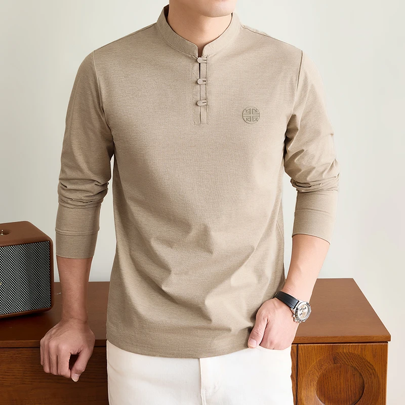 メンズ用、マンダリンカラーの長袖Tシャツ。伝統的なボタンデザ - Embellish Knit のレビューと価格