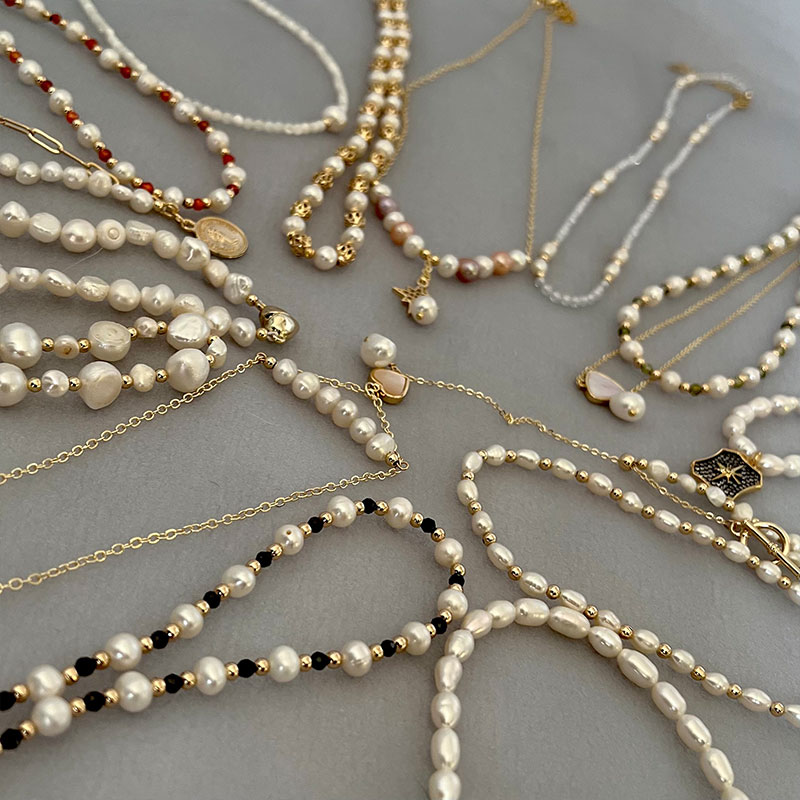 さまざまなスタイルの淡水パールバロックネックレス - Pearl Trim Chain のレビューと価格